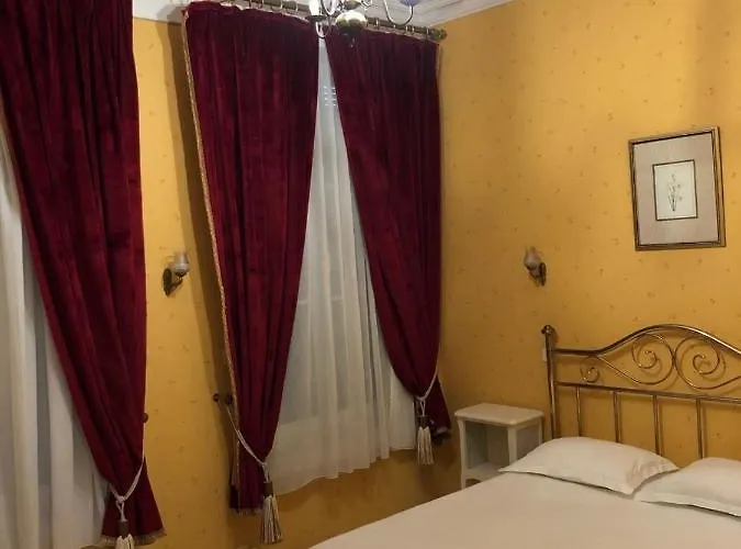 Hotel Emilie 2*