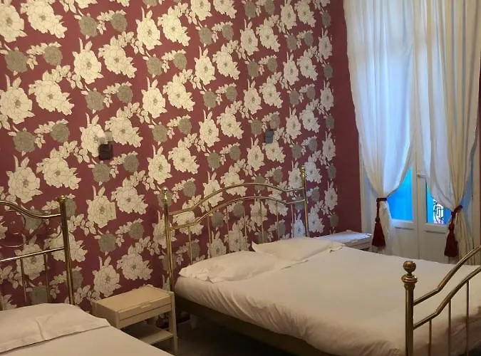Emilie Hotel