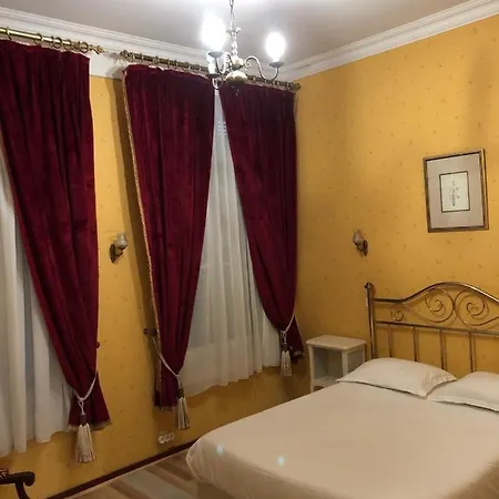 Hotel Emilie 2*